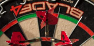 WDF:n MM-kisat käyntiin – Petri Rasmus kehissä heti avauspäivänä Petri Rasmus World Cup Oulu Darts Cup veikkauskisan MM-kisoihin Grand Slam of Dartsin Finndarts Dutch Darts Masters turnauskalenteri Mastersin Premier League