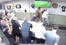 Ammattilaiskiertueella pelaava darts-pelaaja sekosi – löi vastustajaa turpaan ottelun jälkeen Ammattilaiskiertueella