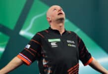 Raymond van Barneveld otti aivan mielettömän lopetuksen ratkaisevassa legissä raymond van barneveld