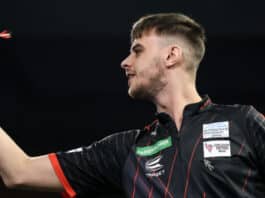 Dartsin MM-kisoissa huumeista kärynnyt Dom Taylor sai kovat sanktiot Dom Taylor Jonny Clayton