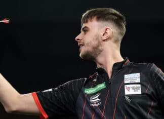 Dartsin MM-kisoissa huumeista kärynnyt Dom Taylor sai kovat sanktiot Dom Taylor Jonny Clayton