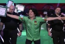 Sympaattinen japanilaisheittäjä hurmasi MM-kisoissa – huikea sisääntulo ja koomiset voittotanssit Motomu Sakai japanilaisheittäjä