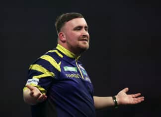 Luke Littler sai hyytävän vastaanoton Rotterdamin Premier League -illassa UK Open Luke Littler PDC Viaplay World Masters manchesterin