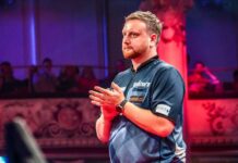 Pelottava tilanne World Matchplayssa – Cameron Menzies talutettiin lavalta Menzies World Matchplay